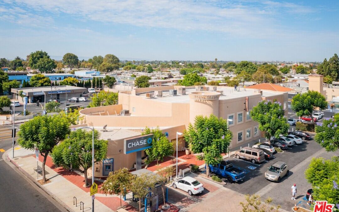 10221 Compton Avenue, Los Angeles, CA 90002